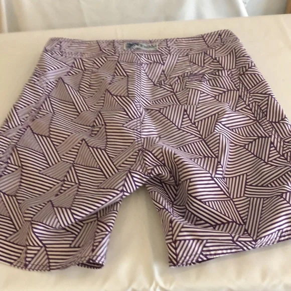 Men’s purple and white graphic trunk shorts - Picture 5 of 7